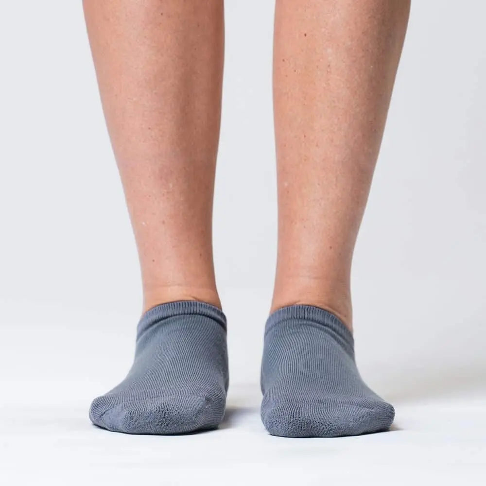 Desert Camo ankle socks - breathable moisture-wicking knit