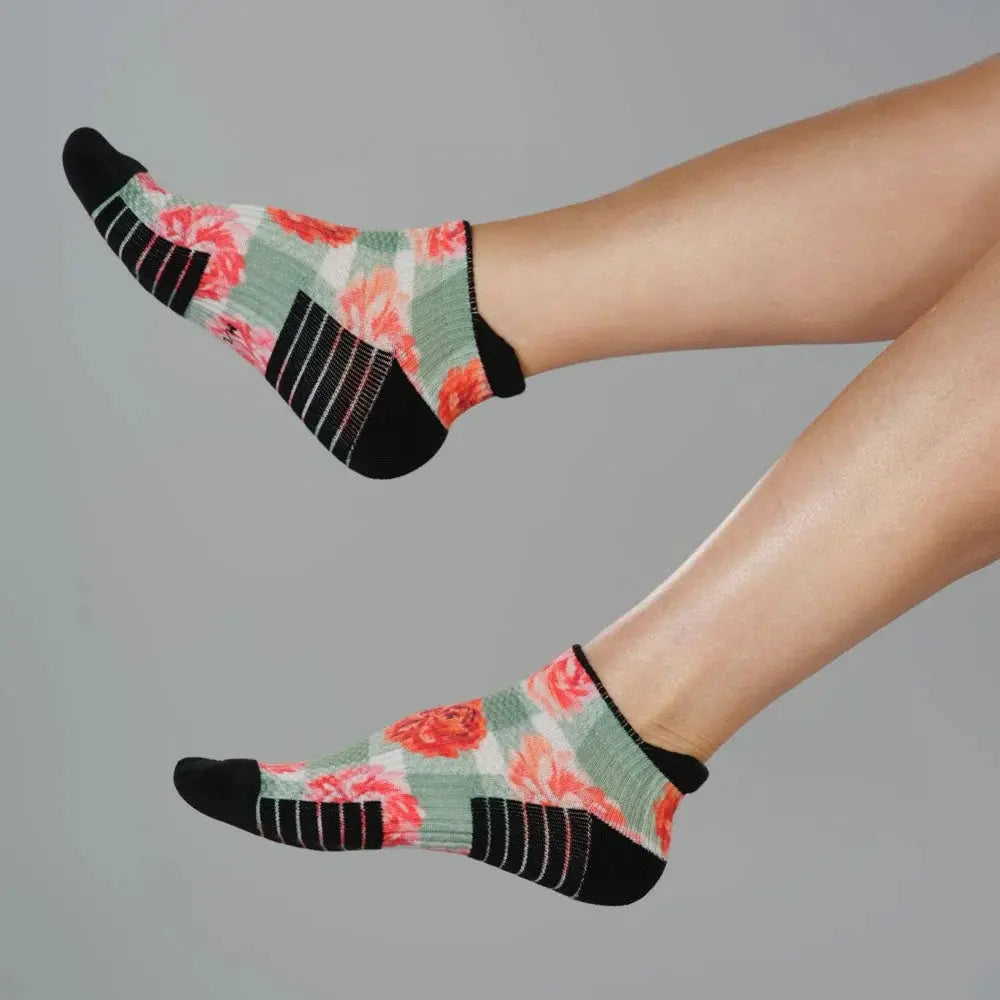 Ankle Compression Socks 1 - breathable knit detail