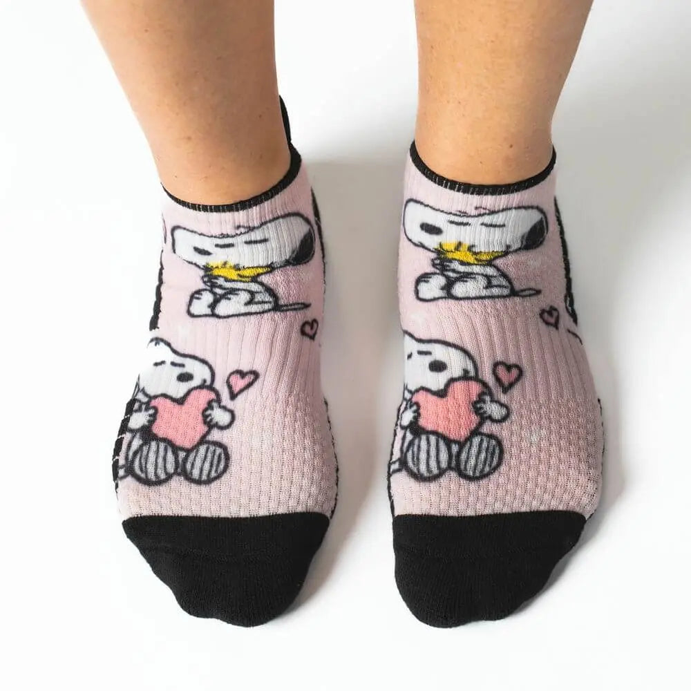Ankle Compression Socks 6 - breathable knit detail