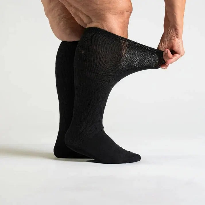 Black EasyStretch socks - seamless toe detail