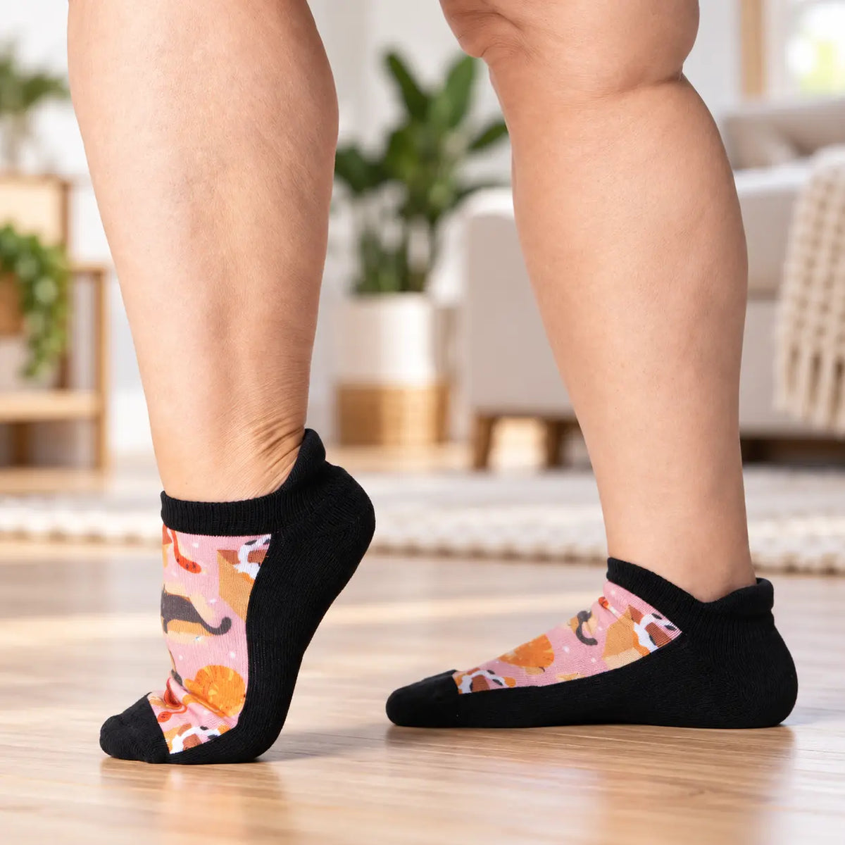 Paws n Bones Ankle Socks - Dog Pattern for Pet Lovers