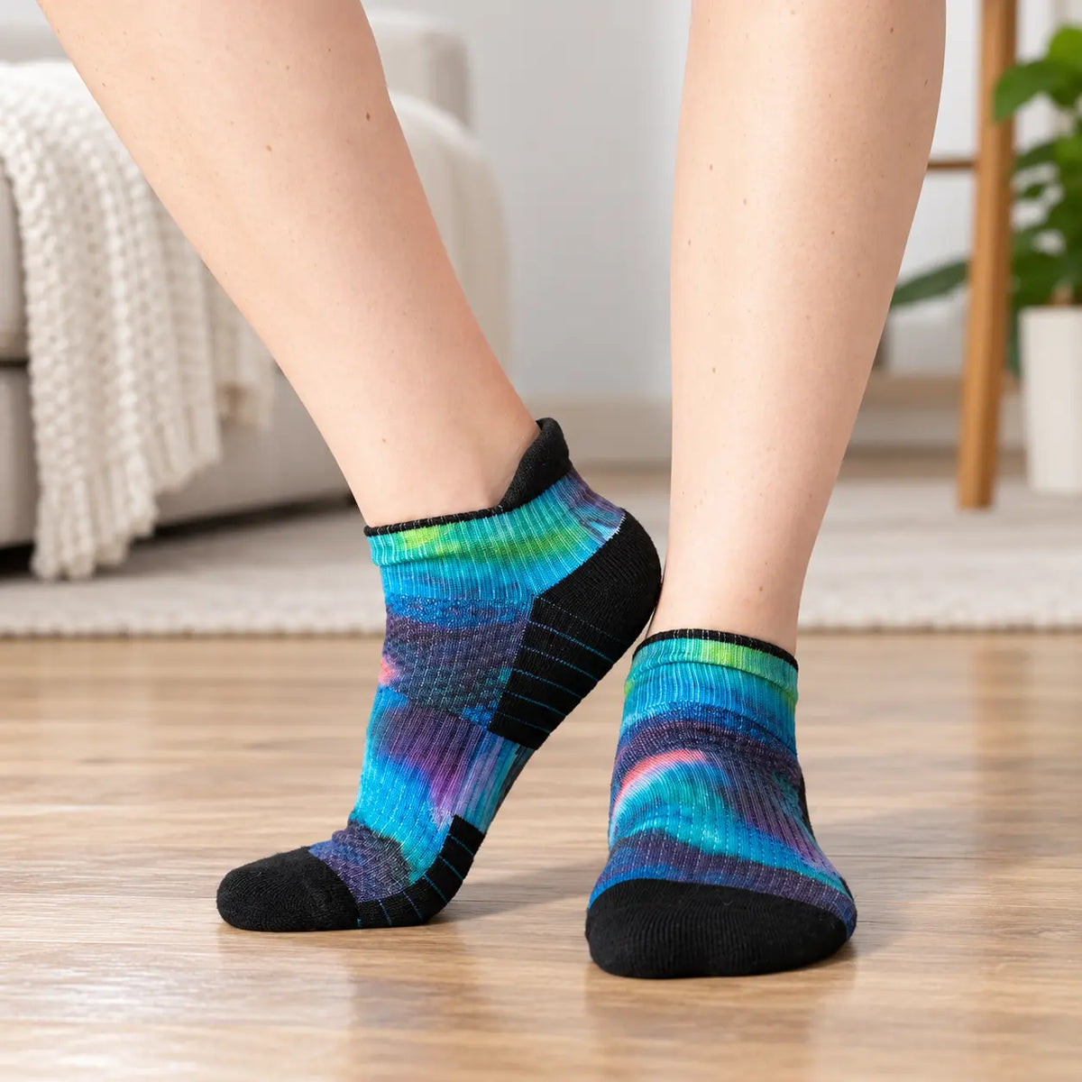 Voysox Northern Lights Ankle Compression Socks, Gentle Support for Heavy & Tired Feet