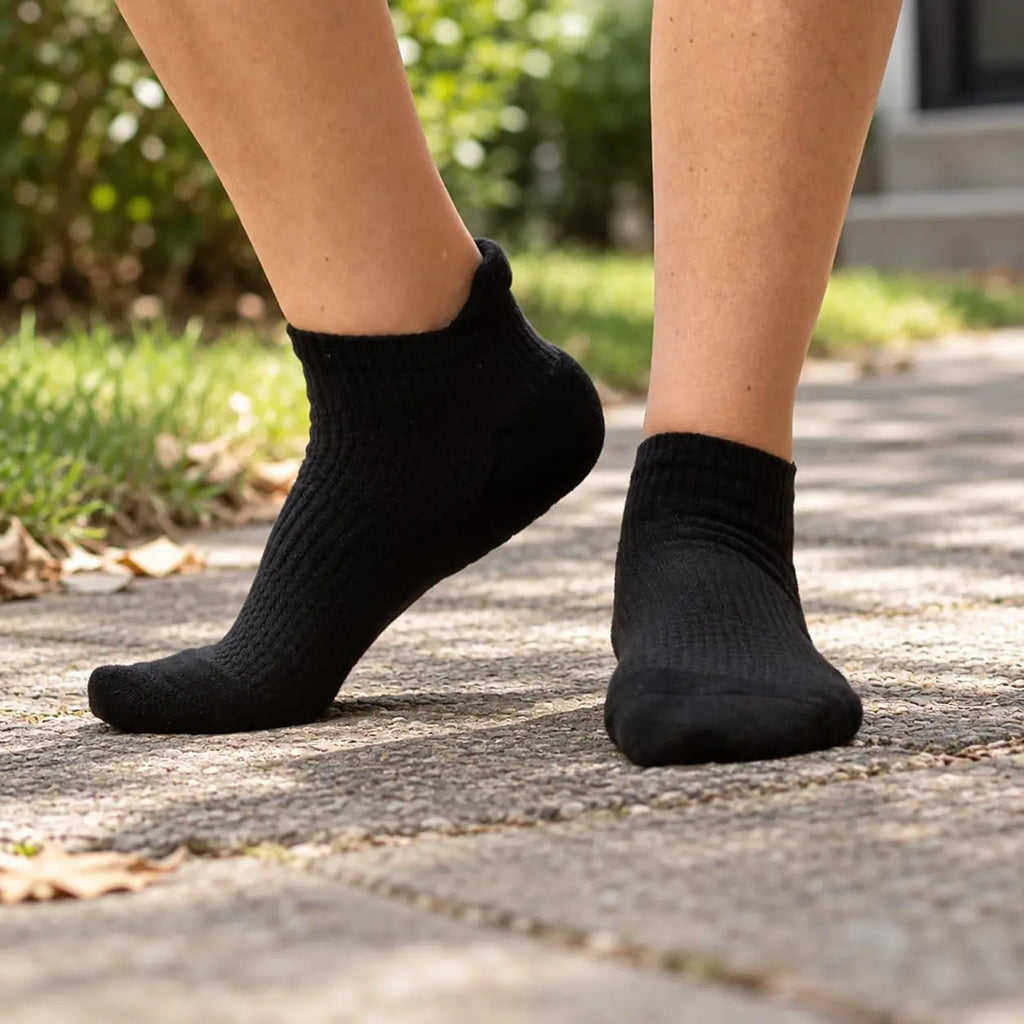 Black Ankle Compression Socks for Men | 14 mmHg