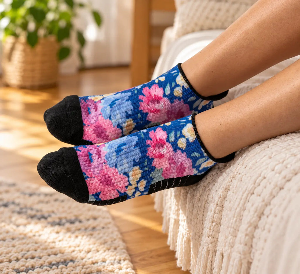 Floral Ankle Compression Socks for Sensitive Skin | 14 mmHg